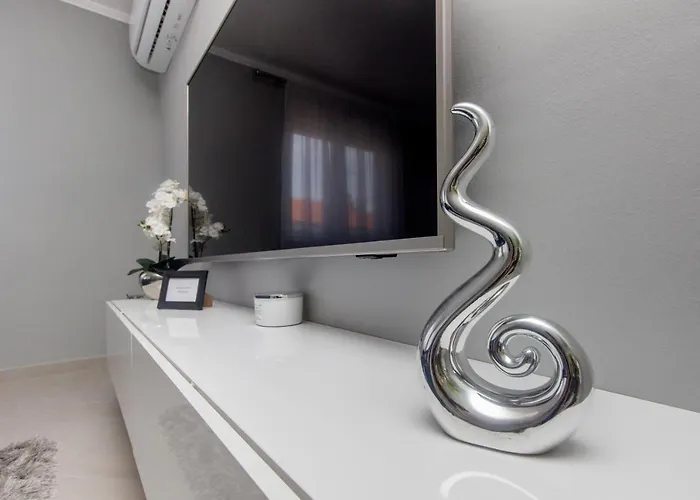 Silver Lux - New Apartman Zaboric